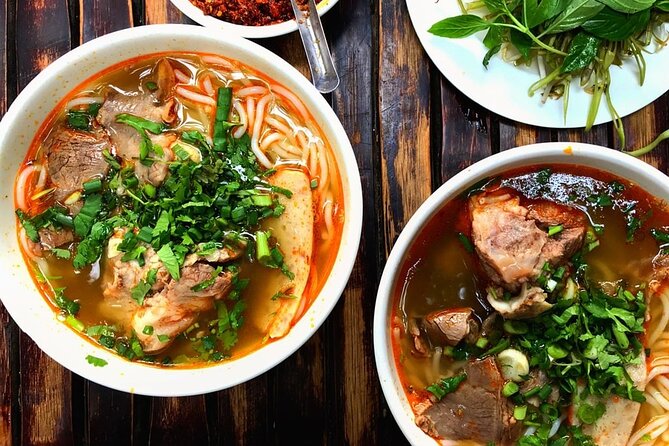 12 Tasting Street Food & Sightseeing By Scooter with Student - Key points before you book