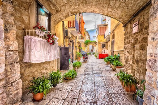 2-Hour Guided Walking Tour of Bari with Street Food - Cathedral of San Sabino and the religious heart of Bari