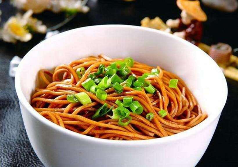 3-Hour Shanghai Street Food Tasting & Old Town Private Tour - What makes the food tasting good value