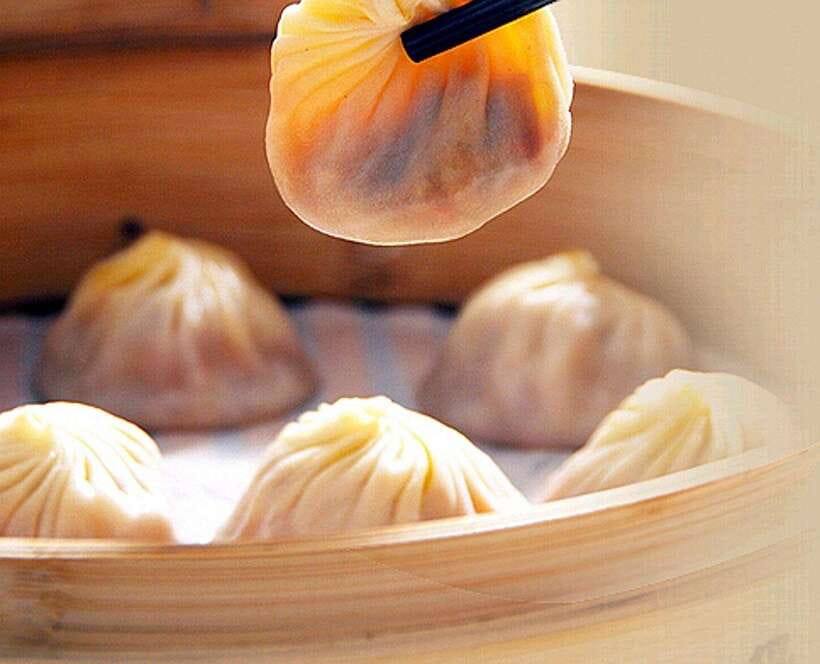 3-Hour Shanghai Street Food Tasting & Old Town Private Tour - Starting with Shanghai’s local street food
