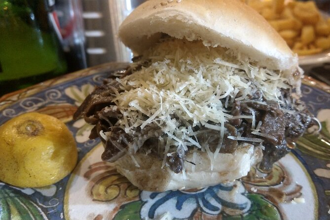 3-hours Street Food Bike Tour in Palermo - La Kalsa brings food into the historic center