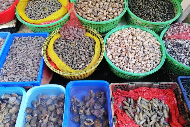 4-Hour Xiamen Private Local Food Market Experience - Eighth Seafood Market: the more revealing stop