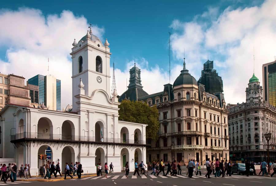 5hs Small Group City Tour of Buenos Aires with Street Food - Puerto Madero and the modern waterfront