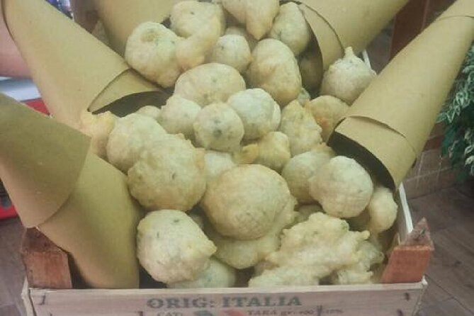 A Street Food Journey Through Heart of Naples - Meeting at Piazza Dante at 11:00 am