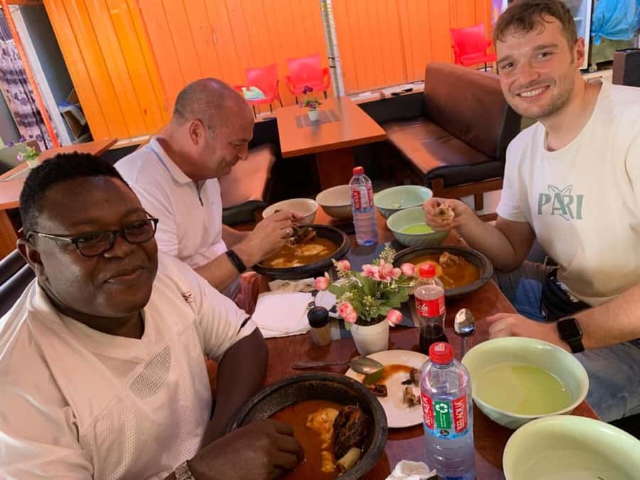 Accra Street Food Tour: Makola Market Tour With Full Lunch - Finishing at Mayford Locals & Cocktail