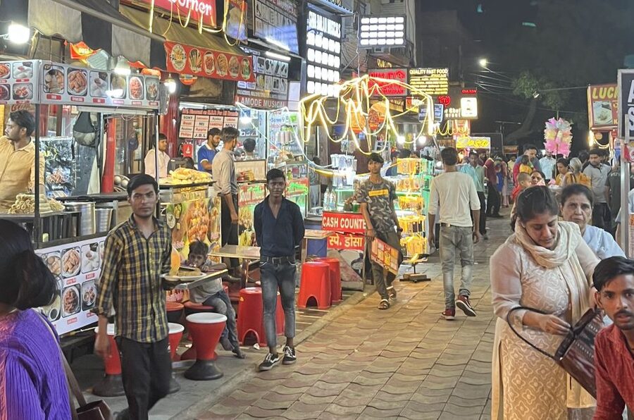 Agra: Sadar Bazar Food Market Night Walking Tour by Tuk-Tuk - Key points before you book