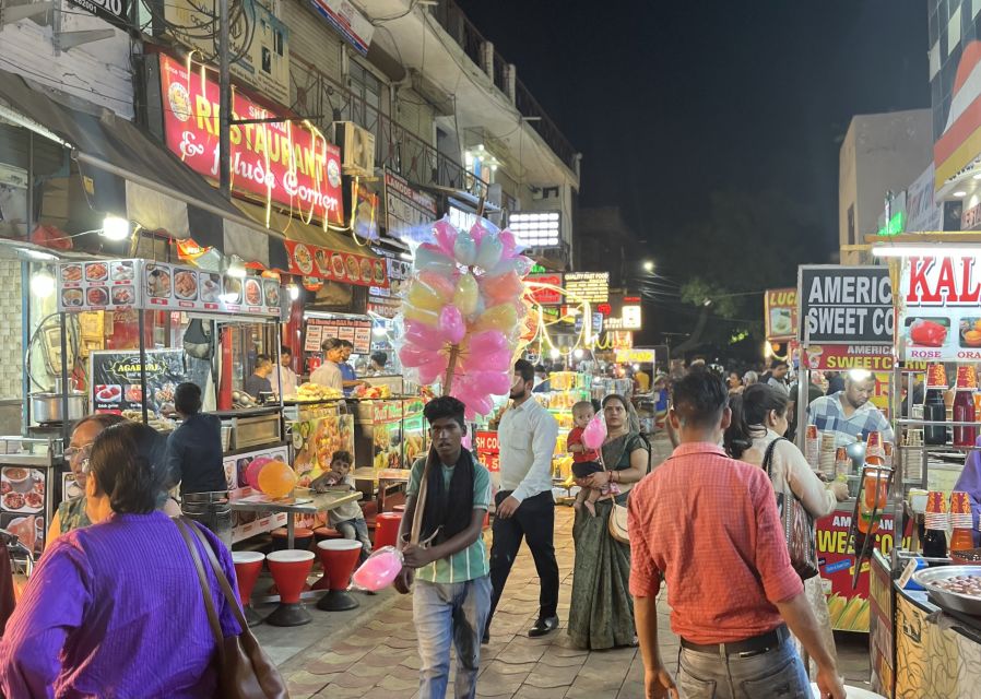Agra: Sadar Bazar Food Market Night Walking Tour by Tuk-Tuk - What you may taste in two hours