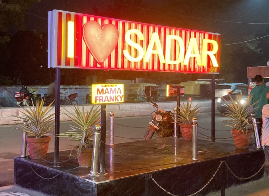 Agra: Sadar Bazar Food Market Night Walking Tour by Tuk-Tuk - Who should book this Agra food tour?