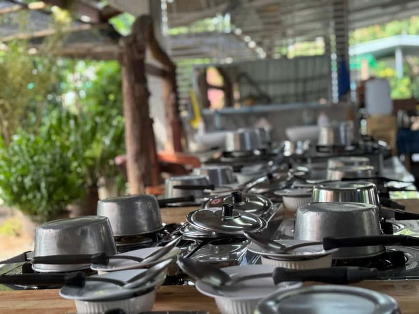 Ao Nang: Hands-on Learn to Cook 3 Popular Thai's street food - Entering the open-air kitchen