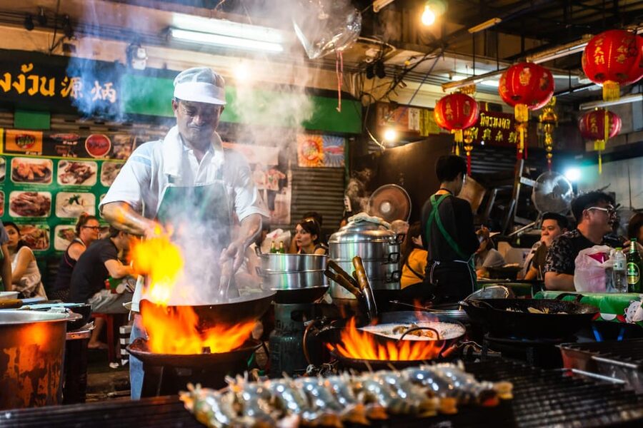 Authentic Street Food Tour in Chinatown I Bangkok - Guan Yin Shrine and the cultural side of the tour