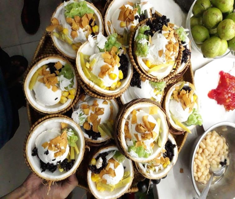 Authentic Walking Street Food Tour in Ho Chi Minh City - The ten-dish menu, from crispy crepes to slow-cooked soup