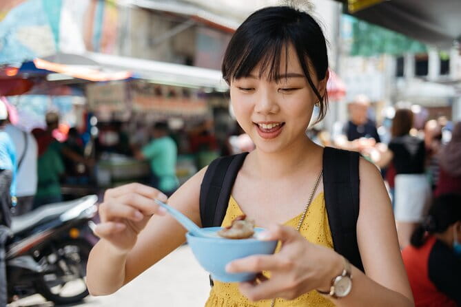 Back of the Bike Street Food Experience – Real Penang! - Why the motorbike format changes the tour