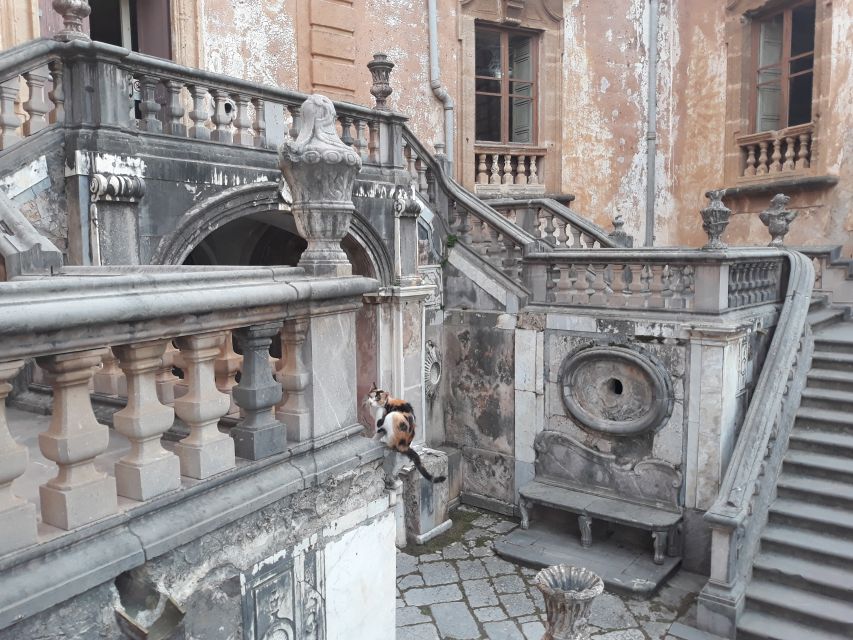 Bagheria: tour of Villa Palagonia and Street Food itinerary - Should you book the Villa Palagonia and street food tour?
