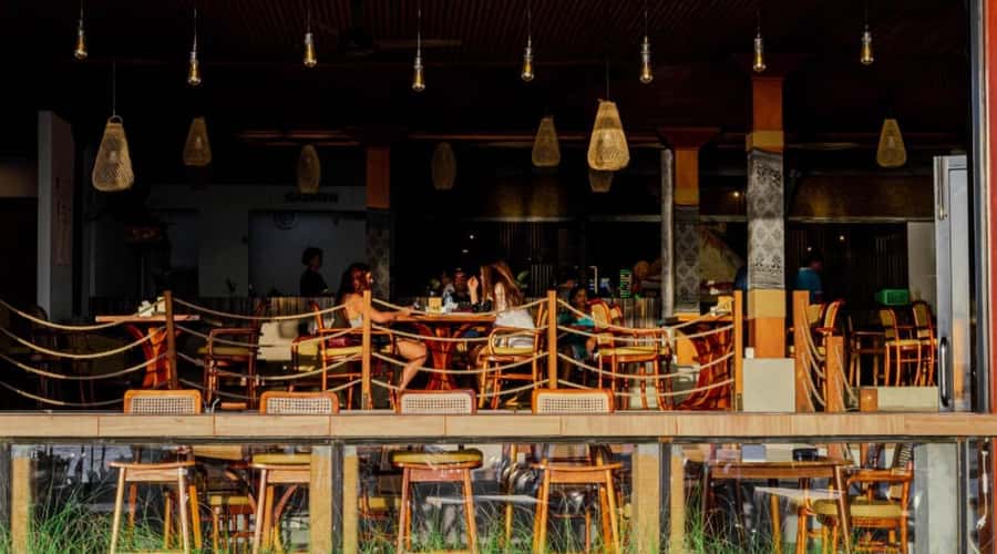 Bali: Jimbaran Seafood Market Tour with Sunset Dinner - Timing, transport, and practical comfort