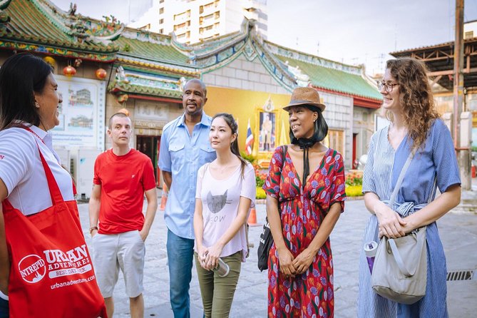Bangkok Hidden Gems: Talad Noi, Chinatown & Street Food Tour - What the guides add to the experience