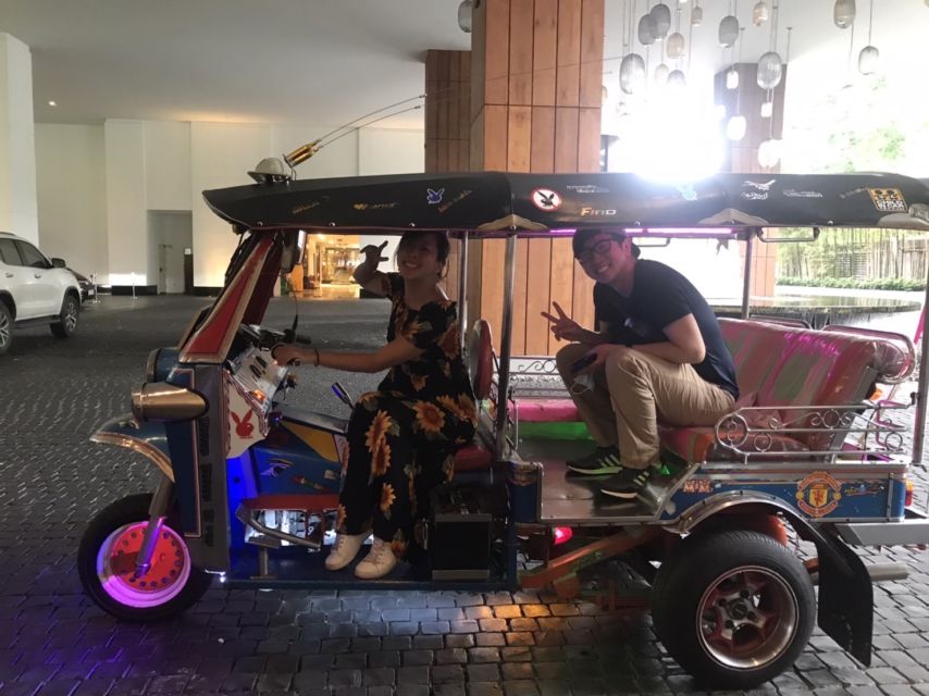 Bangkok: Michelin Guide Street Food Tour by Tuk Tuk - One hour or three hours?