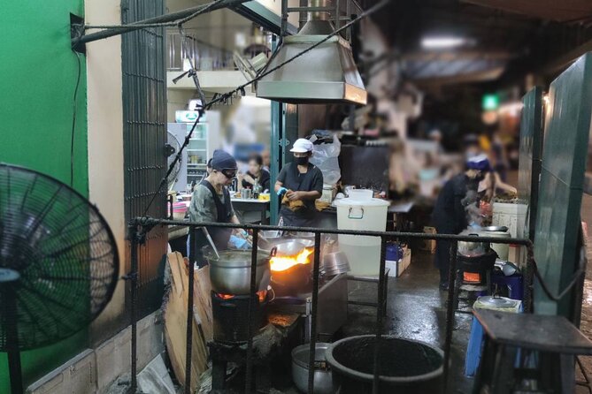 Bangkok: Michelin Guide Street Food Tour by Tuk Tuk - Nai Ek’s rolled noodles, a Bangkok comfort dish