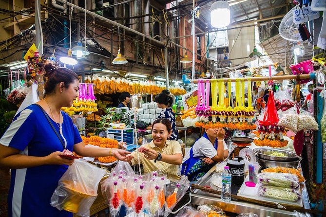 Bangkok Night Bike Tour -Hotel-pickup & Dinner - Key points at a glance