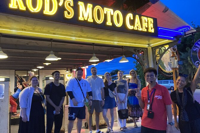 Bangkok Night Market Tour Dinner and Vintage Find - Why this Bangkok evening works