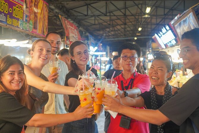 Bangkok Night Market Tour Dinner and Vintage Find - A final drink and snacks at the market