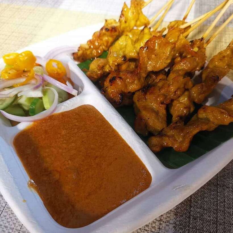 Bangkok: Street Food Tasting Tour at Night - Is $49 a fair price for 150 minutes?