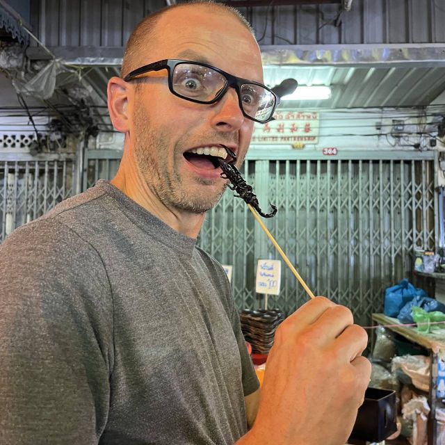 Bangkok: Street Food Tasting Tour at Night - Stop four: the homemade specialty