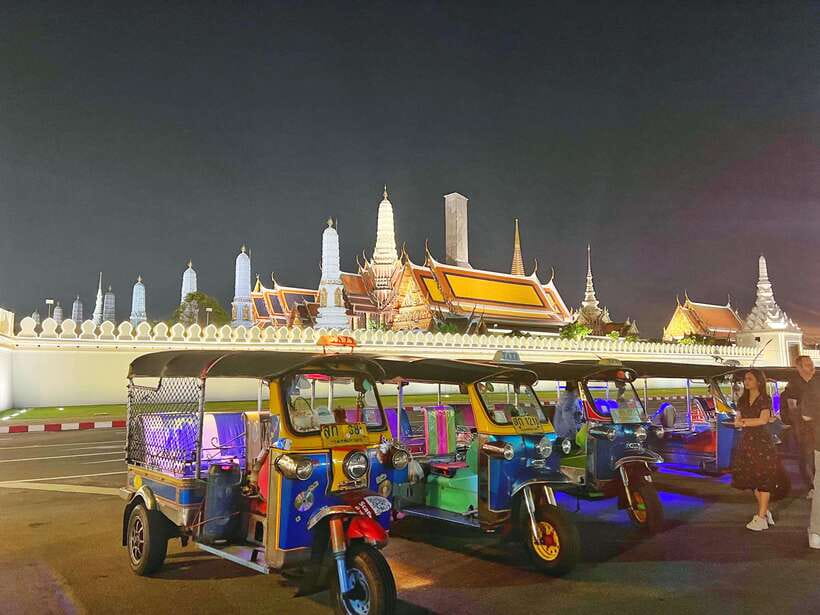 Bangkok Tuk-Tuk by Night with Chinatown Street Food Meal - A short ride on the River of Kings