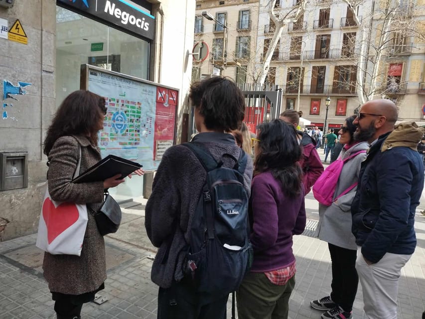 Barcelona: Boqueria Market & Barrio Gotico Street Food Tour - Through the Gothic Quarter to Cathedral Square