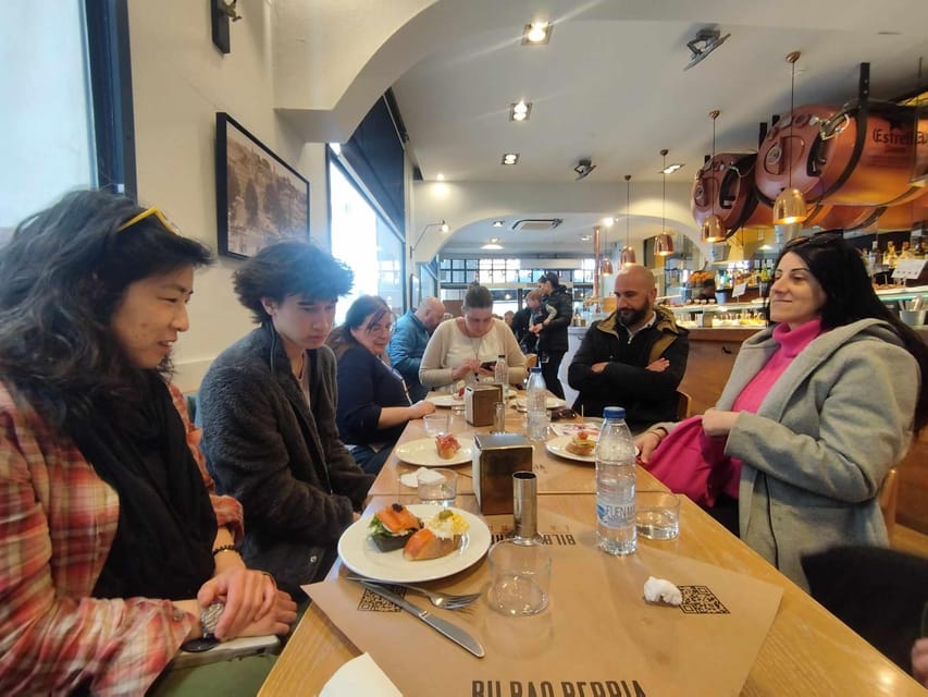 Barcelona: Boqueria Market & Barrio Gotico Street Food Tour - What you will actually eat and drink