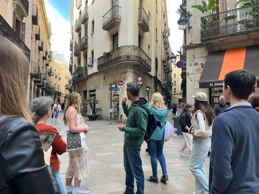 Barcelona: Local Market & Street Food Walking Tour - How much food will you actually eat?