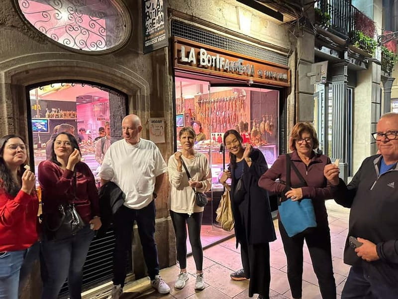 Barcelona Street Food Tour: Boqueria Market & Barrio Gotico - Pastries to finish the walk
