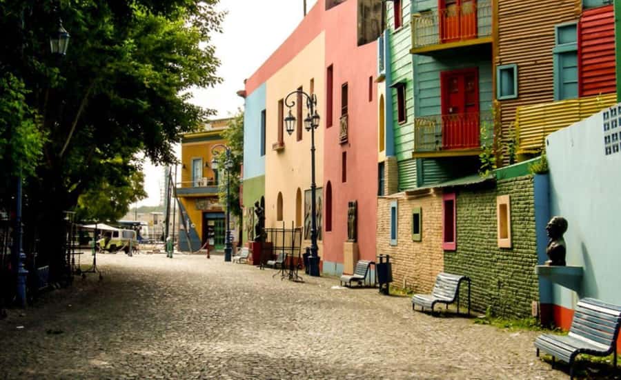 Buenos Aires Premium city tour with street food - Puerto Madero shows the city’s modern side