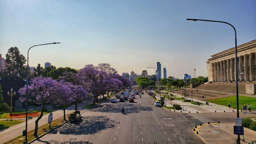 Buenos Aires Premium city tour with street food - Floralis Genérica closes the sightseeing with a bold landmark