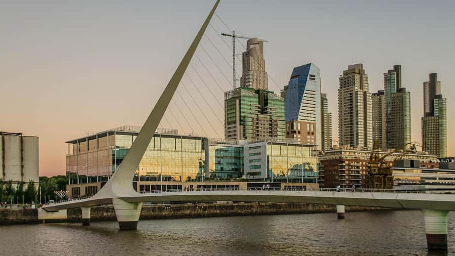 Buenos Aires Premium city tour with street food - Plaza de Mayo begins with Argentina’s public story