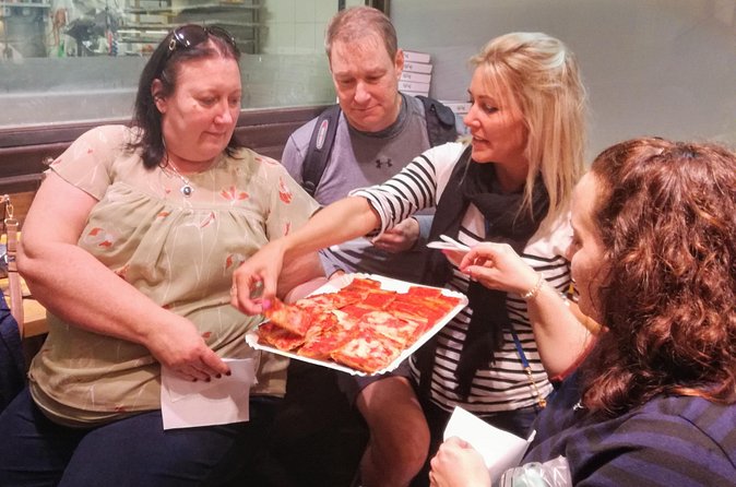 Campo de' Fiori & Jewish Ghetto Rome Street Food & Walking Tour - The guide and the pace