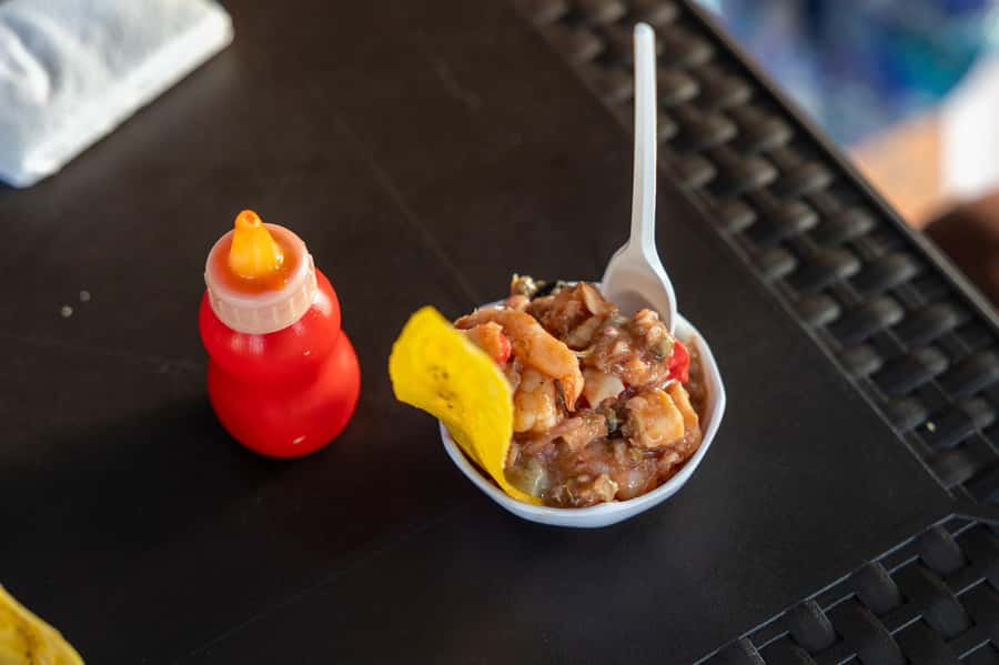 Cartagena: Guided Street Food Tour with Tastings - Walking Through the Walled City