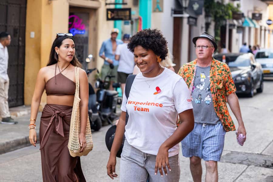 Cartagena: Guided Street Food Tour with Tastings - Getsemaní Adds a Different Feel