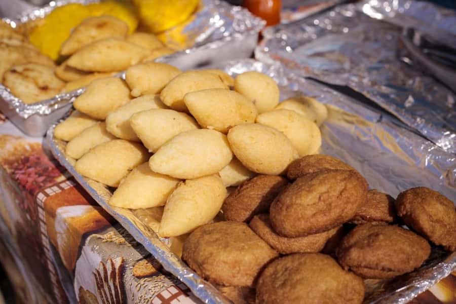 Cartagena: Street Food Tour with German or Italian Guide - Meeting La India Catalina at San Pedro Martir