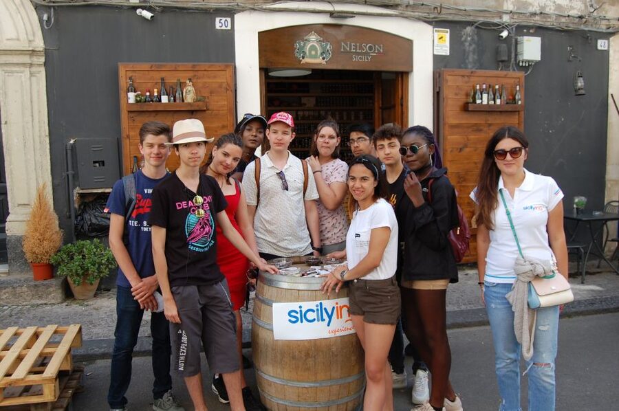 Catania: Guided Street Food Walking Tour - How much walking and food should you expect?