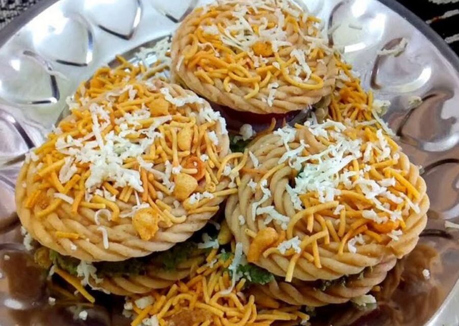 Chennai: 2 Hour Street Food Walking Tour - Dhokla, Snacks, and the Limits of the Street Food Label