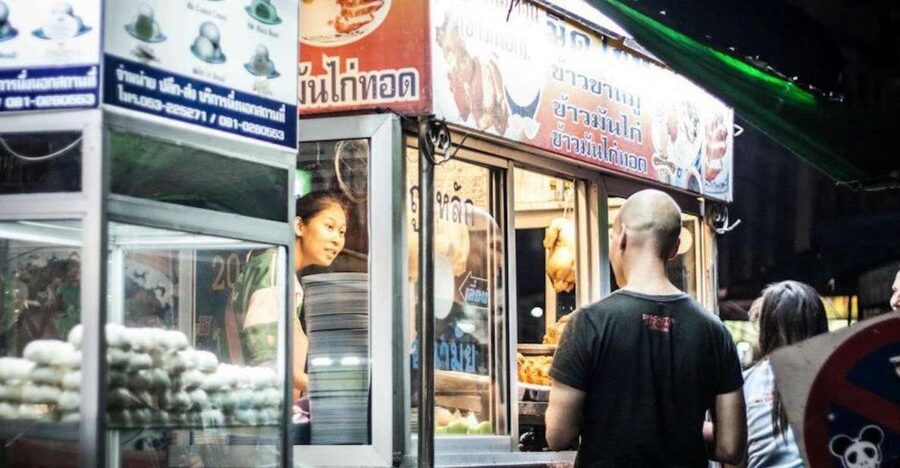 Chiang Mai: Evening Local Street Food Market Tour - Second market stop: Northern Thai flavors and familiar comfort food