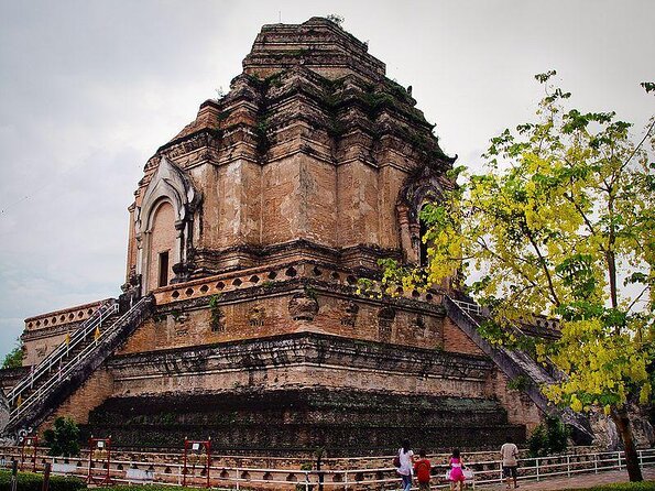 Chiang Mai Street Food Tour by Tuk Tuk with Pick Up - What makes this Chiang Mai tour worth considering
