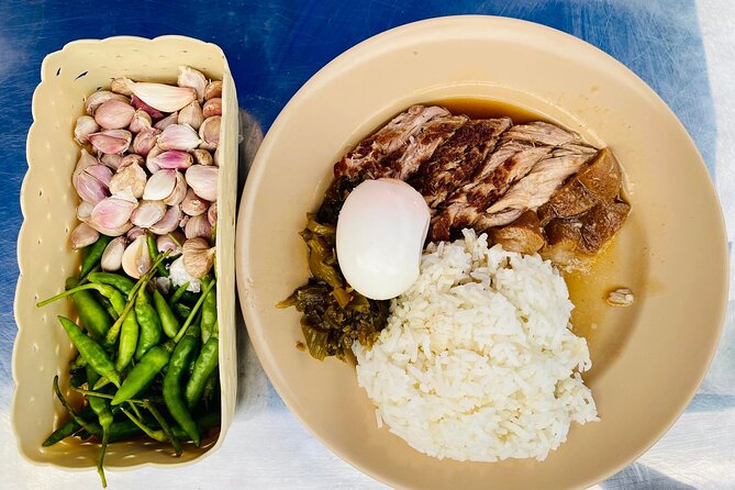 Chiang Mai Street Food Tour by Tuk Tuk with Pick Up - Xanadu Pub and Restaurant closes the evening