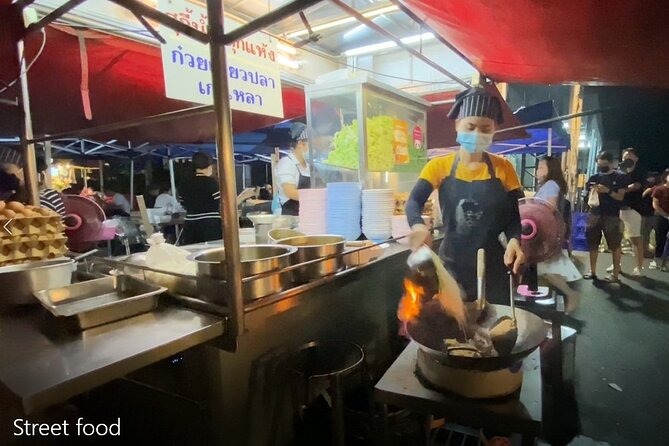 Chiang Mai Street Food Tour by Tuk Tuk with Pick Up - Guides make the difference