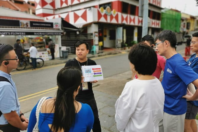 Chinatown Heritage and Local Street Food Small Group Tour - What the food selection means for different eaters
