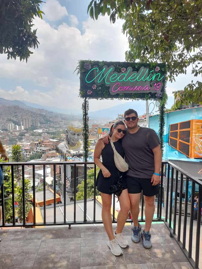 Comuna 13: Graffiti tour & Street Food/drink with telesferic - A lookout bar with a drink