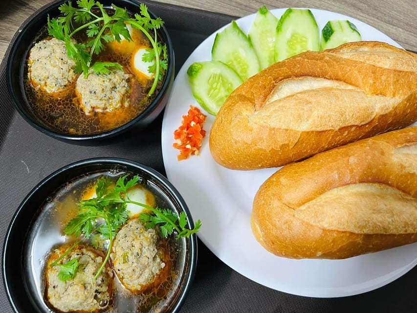 Da Lat street food walking tour - What the guides add to the evening