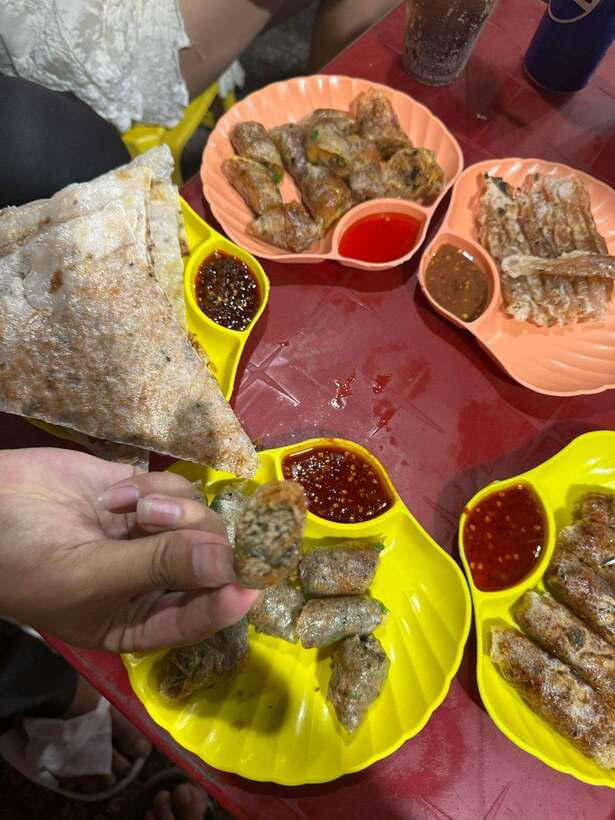 Da Nang City Street Food Private Tour With Local Students - Dessert, durian, and the final course