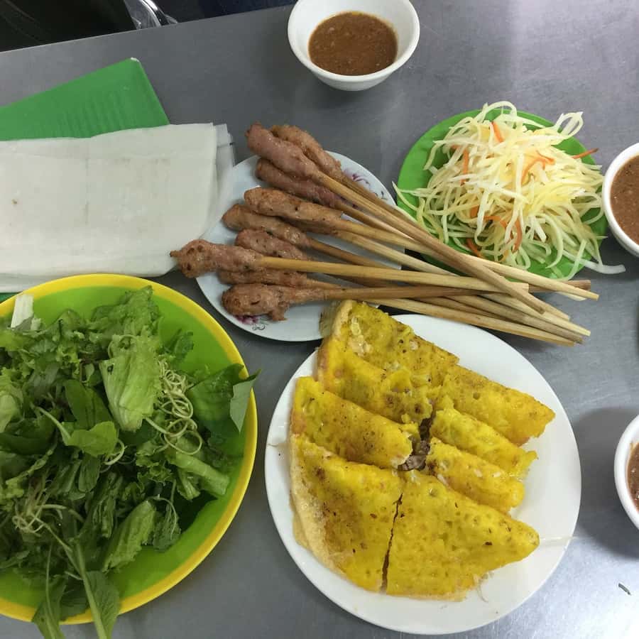 Da Nang: Street Food Private Walking Tour with Tastings - What $34 gets you