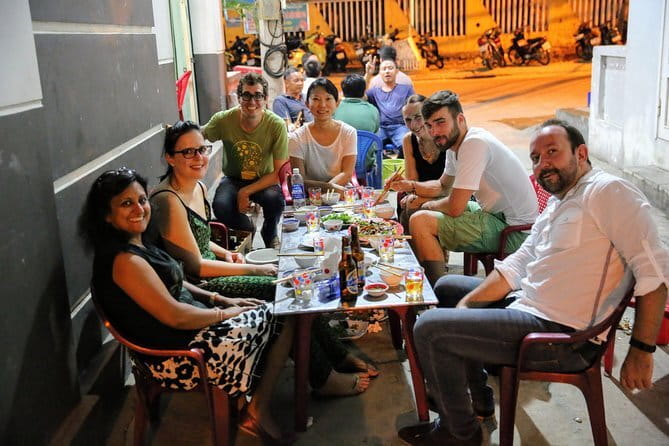 Danang Food Tour With Local Students - Dietary needs and food comfort